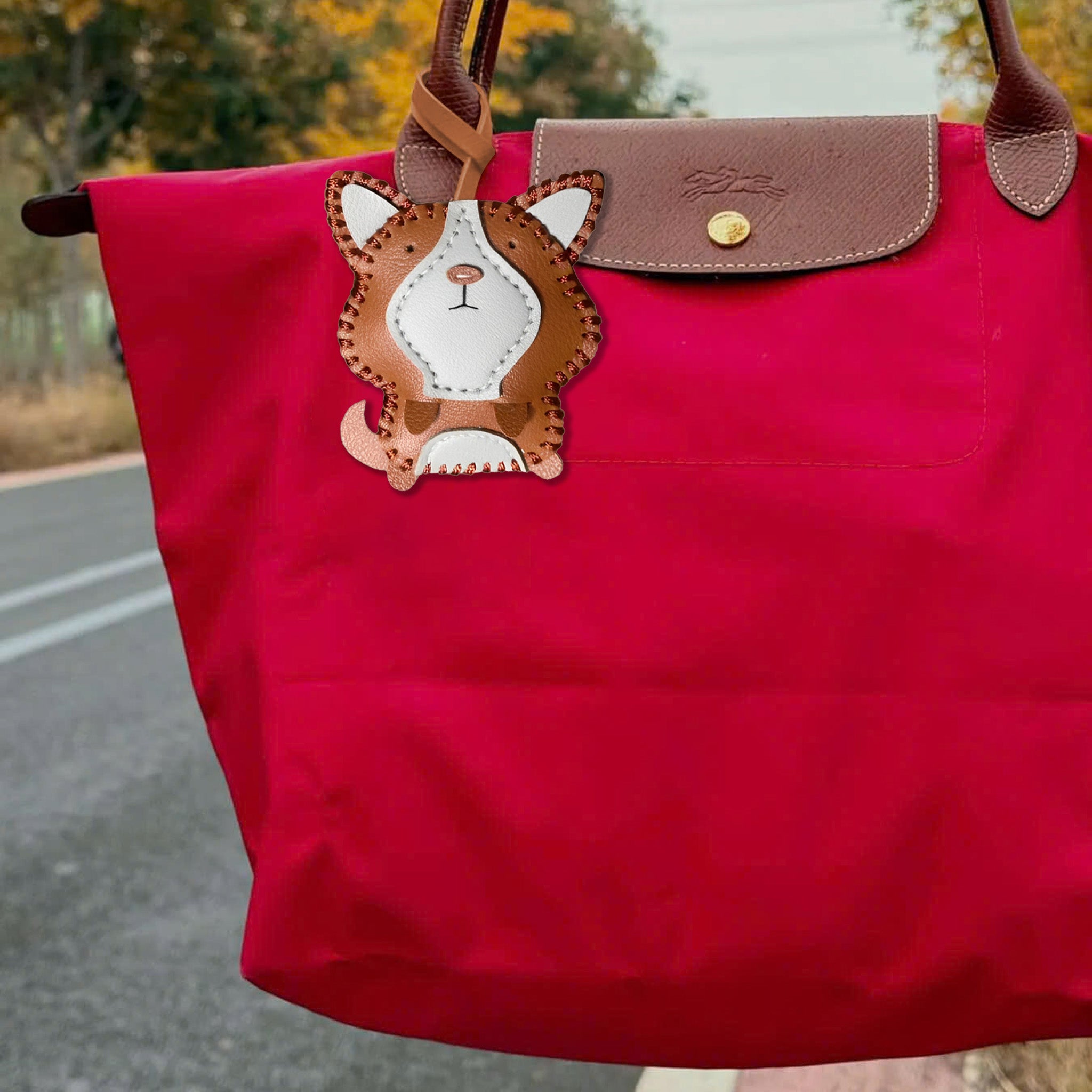WIGGLY CORGI BAG CHARM
