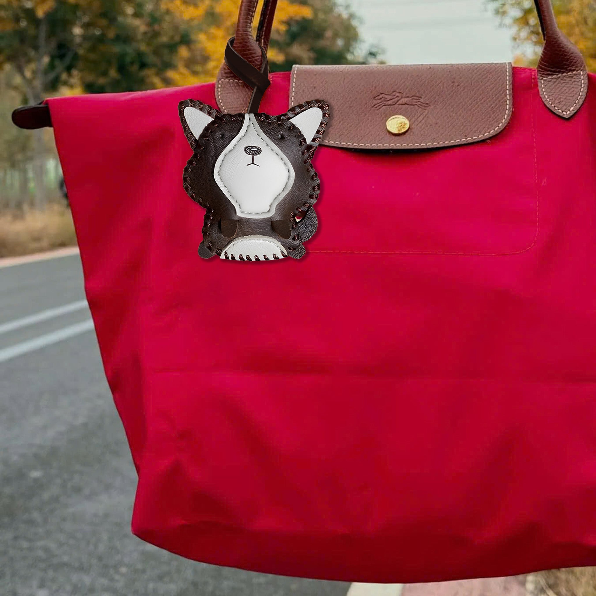 WIGGLY CORGI BAG CHARM