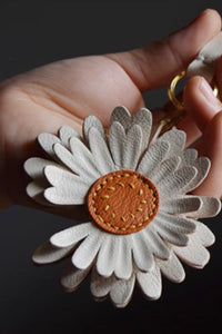 DAISY CHARM