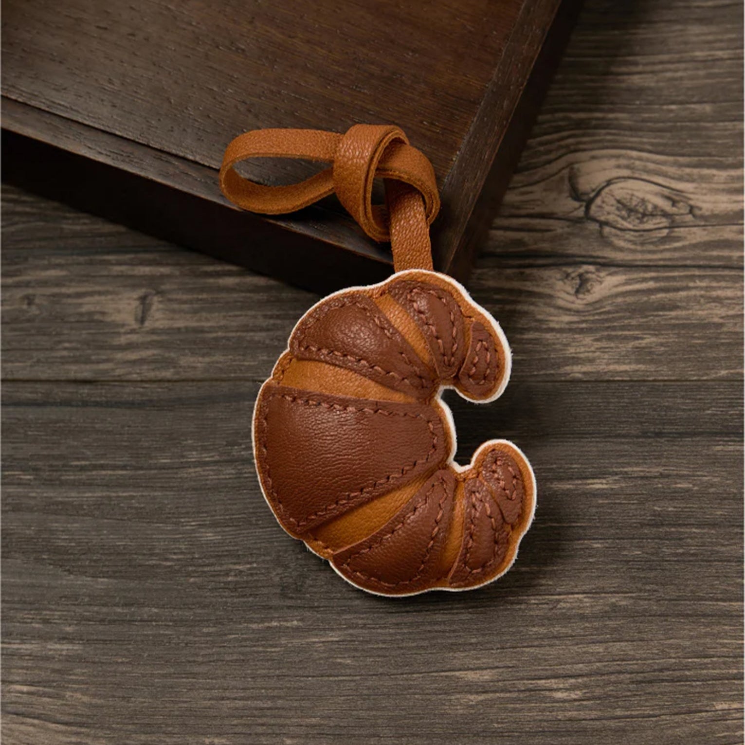 CROISSANT BAG CHARM