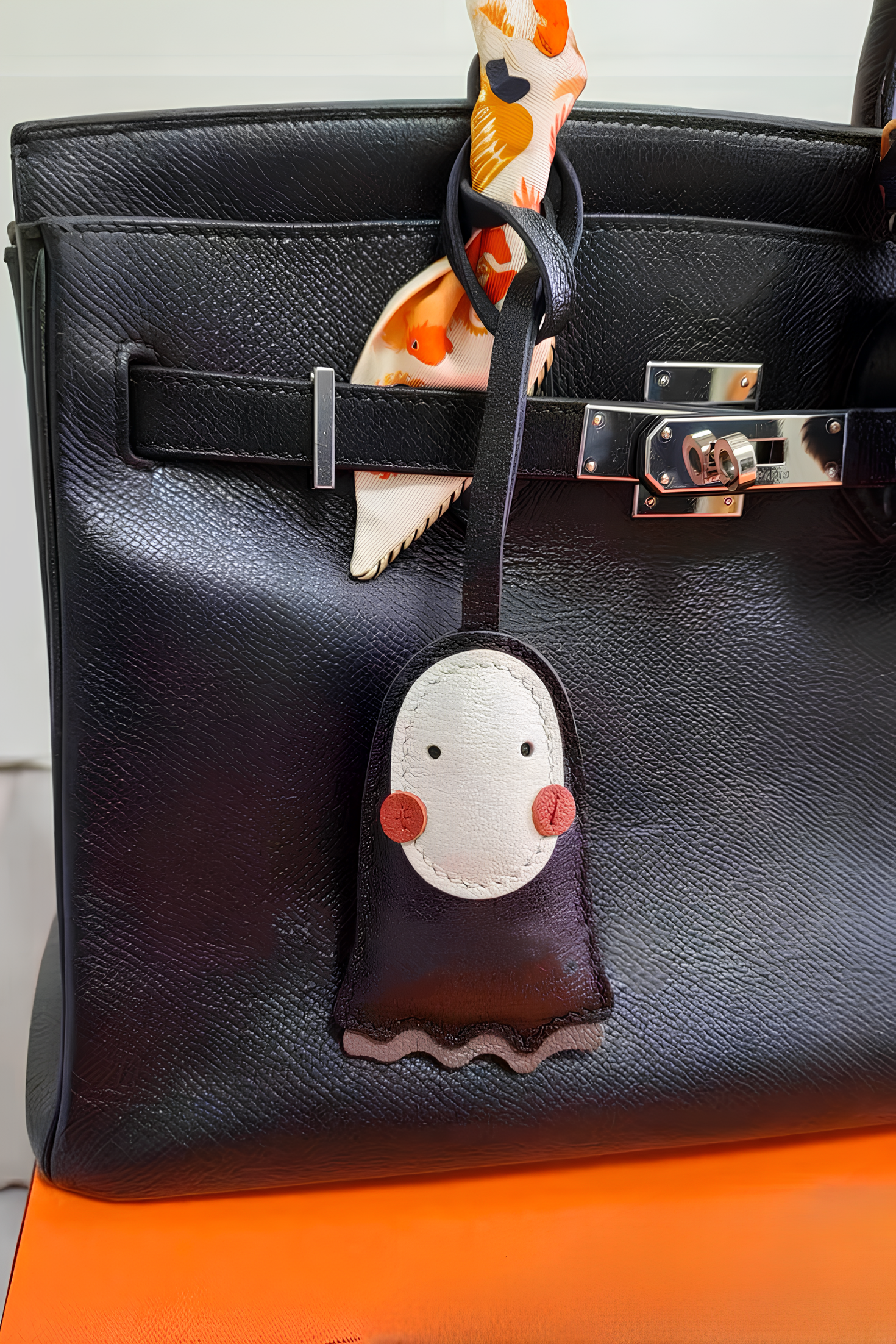 NO FACE BAG CHARM