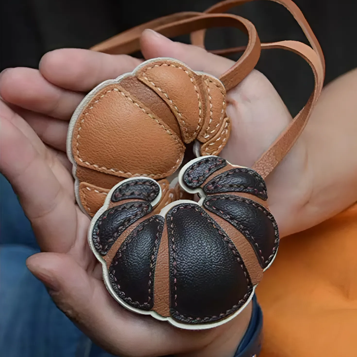CROISSANT BAG CHARM