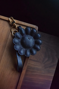 PLAIN NIGHT FLOWER BAG CHARM