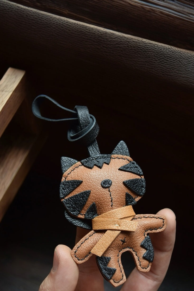 KITTEN CHARM