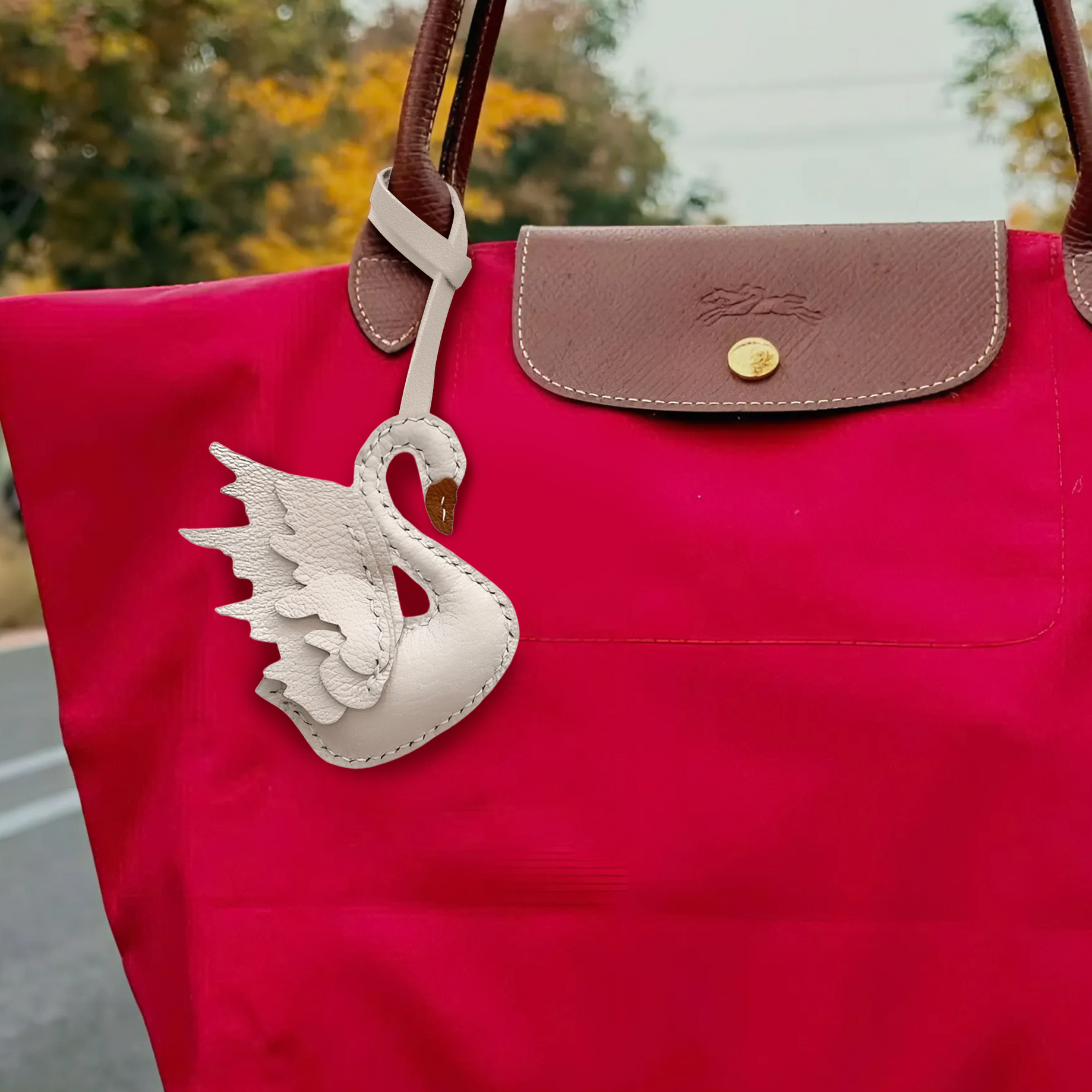 SWAN BAG CHARM