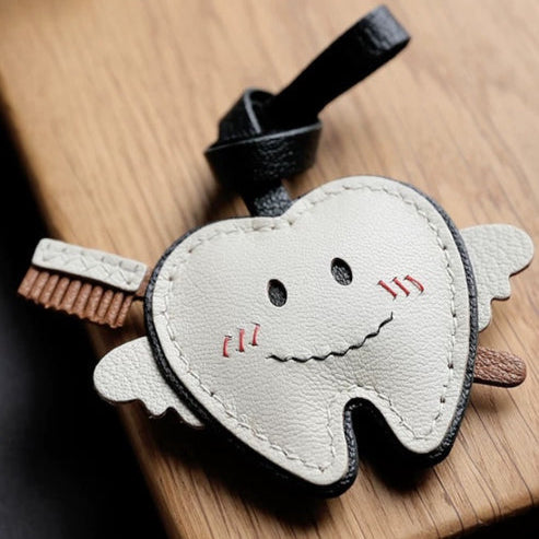 BRUSH YOUR TEETH BAG CHARM