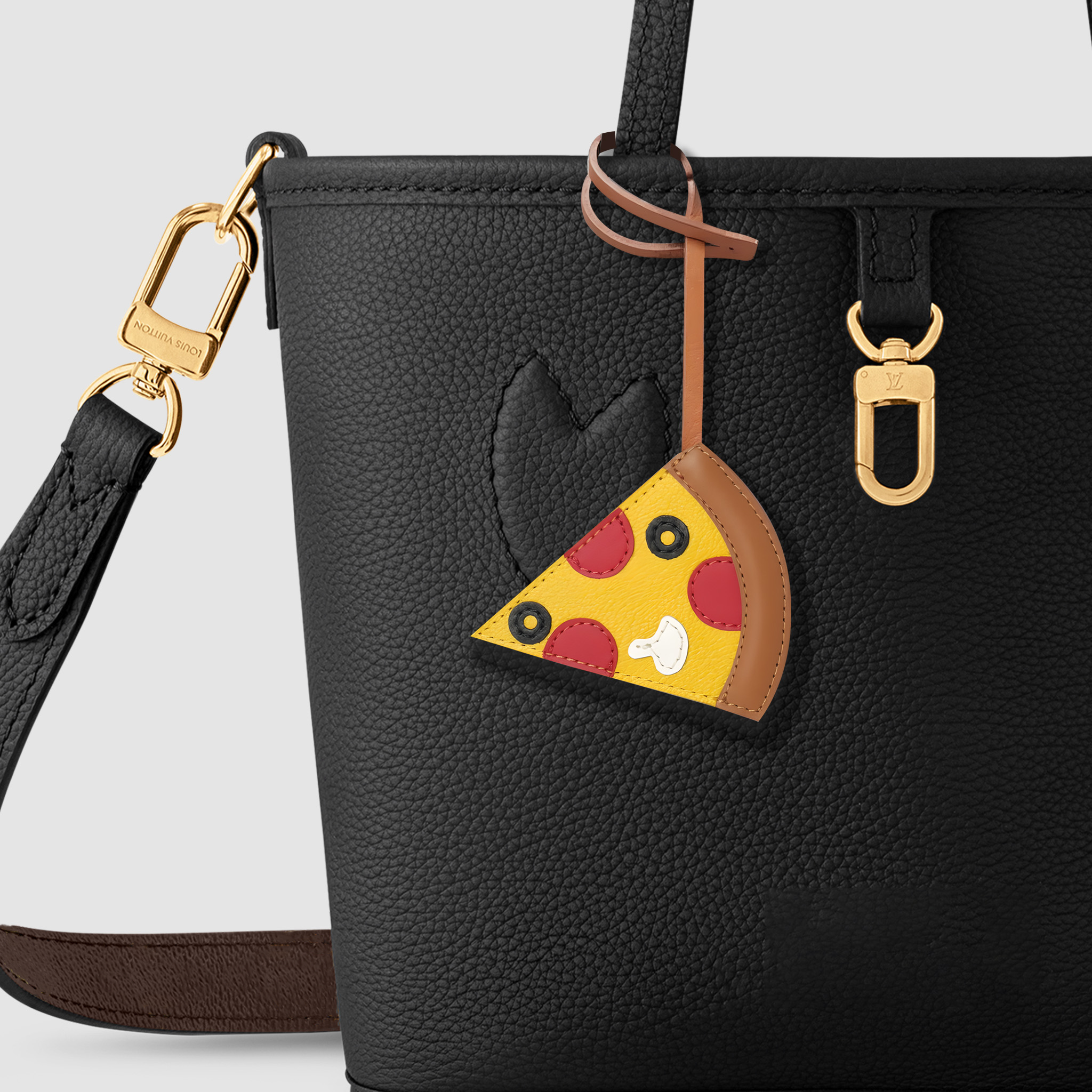 PIZZA BAG CHARM