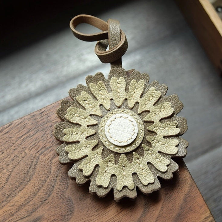 FLOWER BAG CHARM