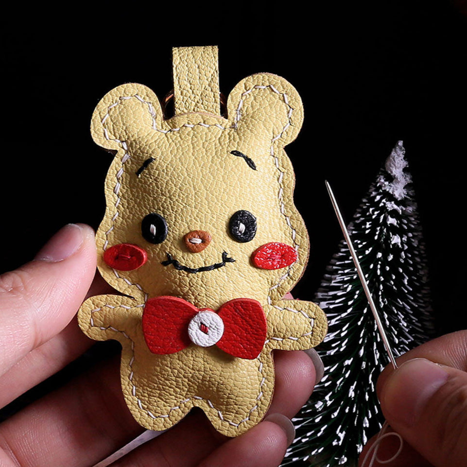 WINNIE BAG CHARM