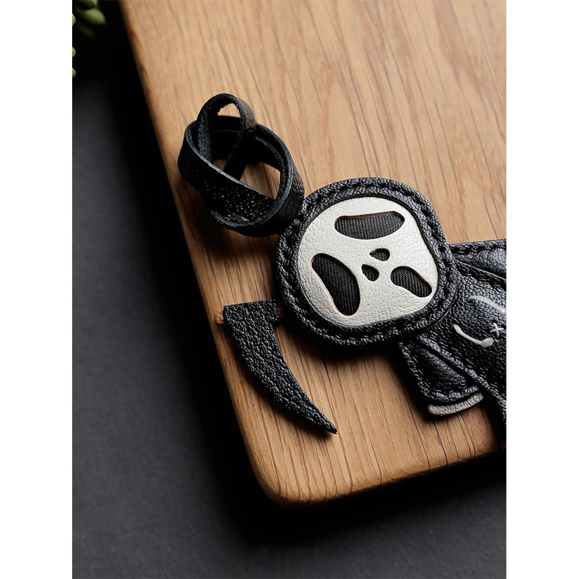HALLOWEEN VIBE BAG CHARM