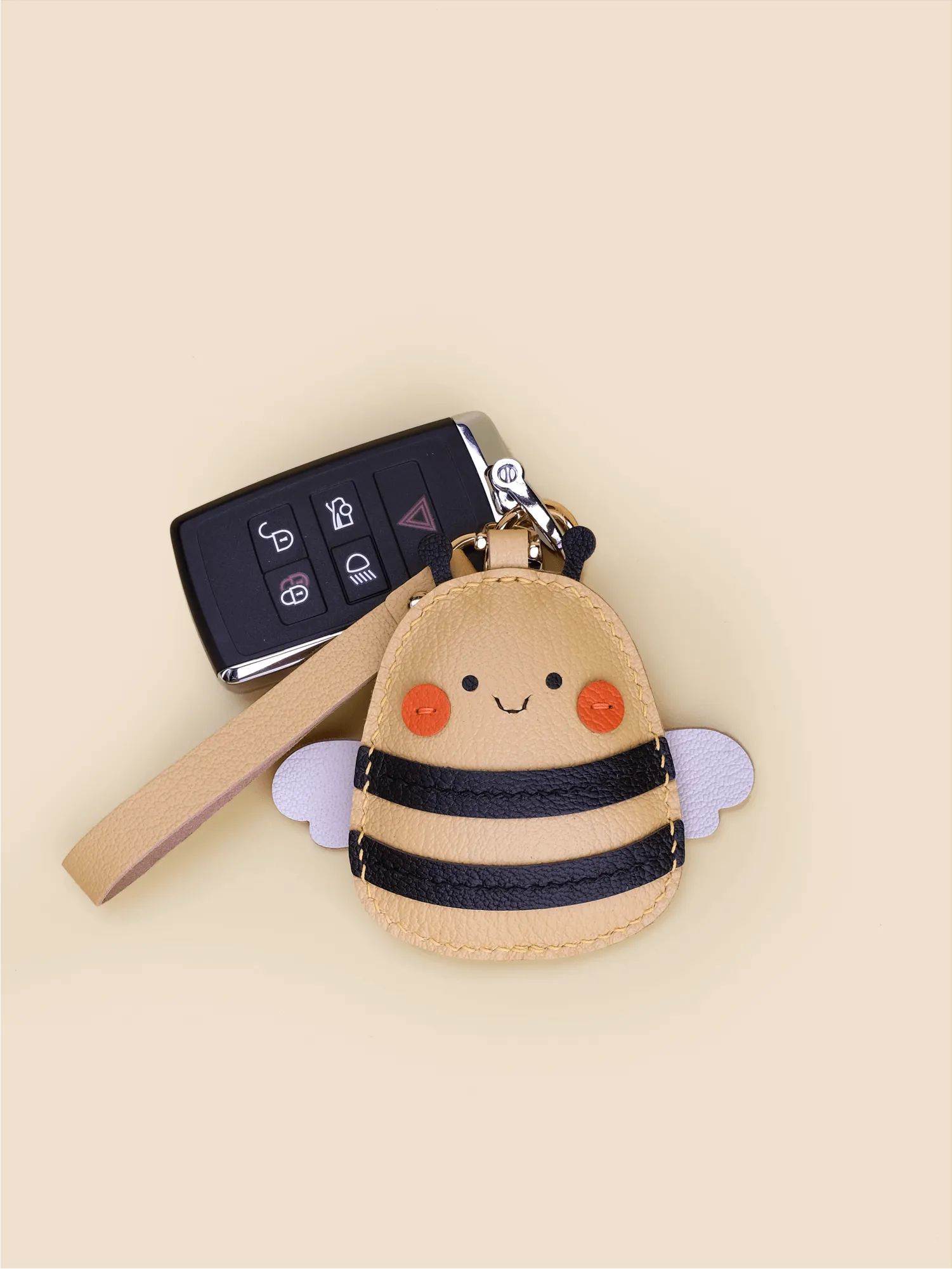 BEE BAG CHARM