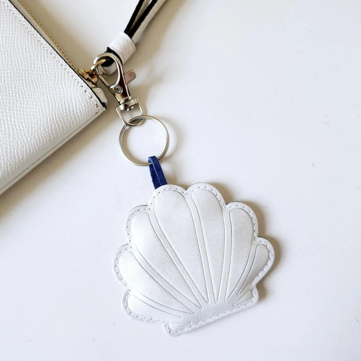 SEASHELL BAG CHARM