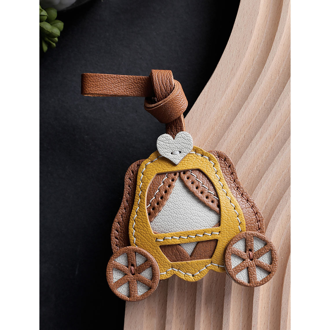 POPSEWING® Sheep Leather Pumpkin Carriage Bag Charm DIY Kit