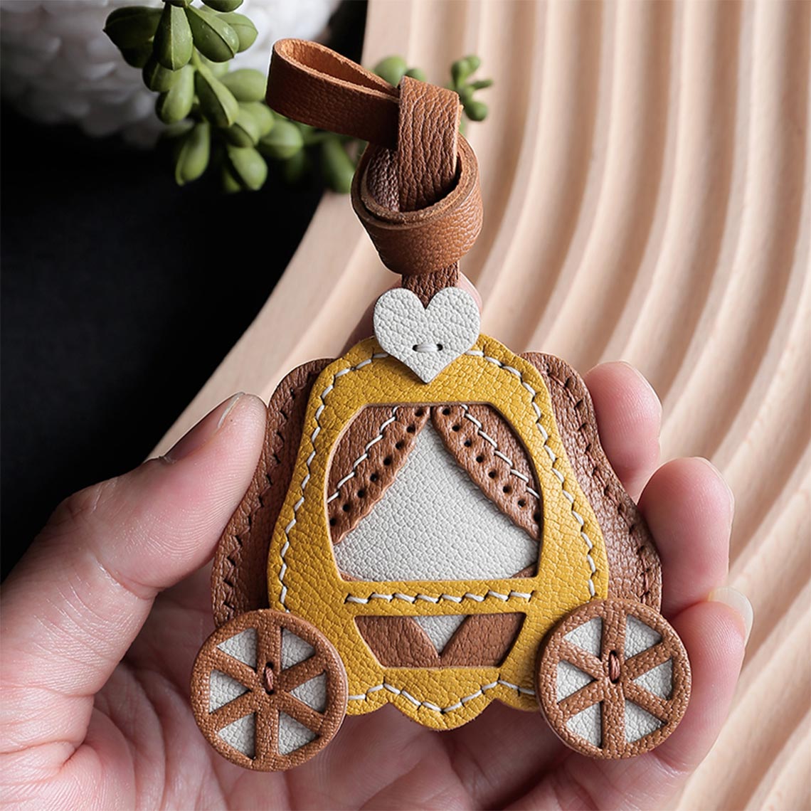 PUMPKIN CARRIAGE BAG CHARM